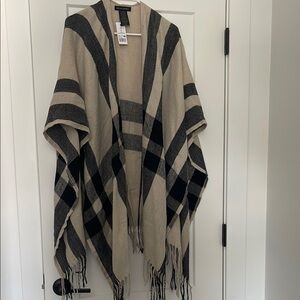 Banana Republic Black and Cream Plaid Wrap